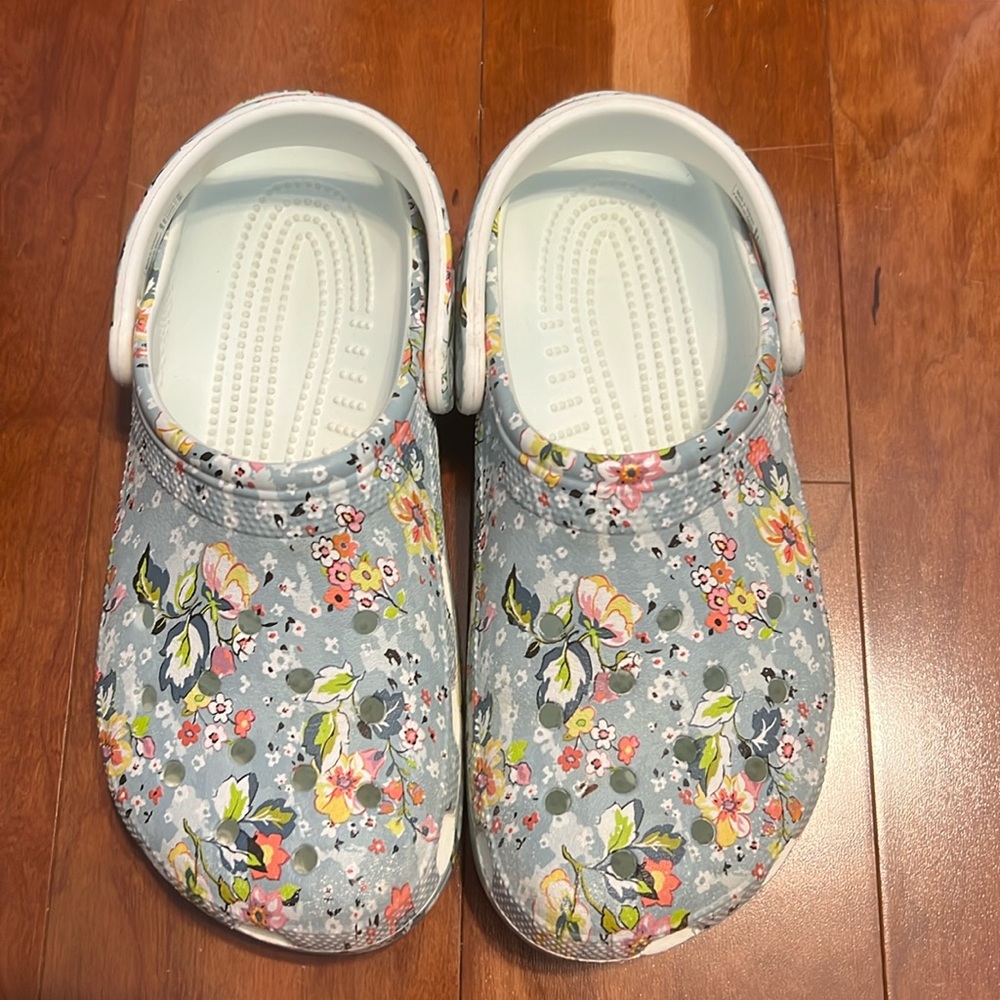 Vera Bradley x Crocs Floral Clogs size Women’s 9